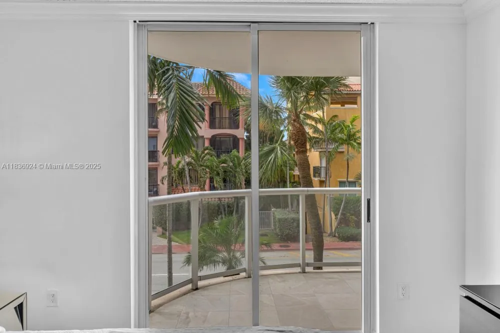 8855 E Collins Ave #2F Surfside, FL 33154