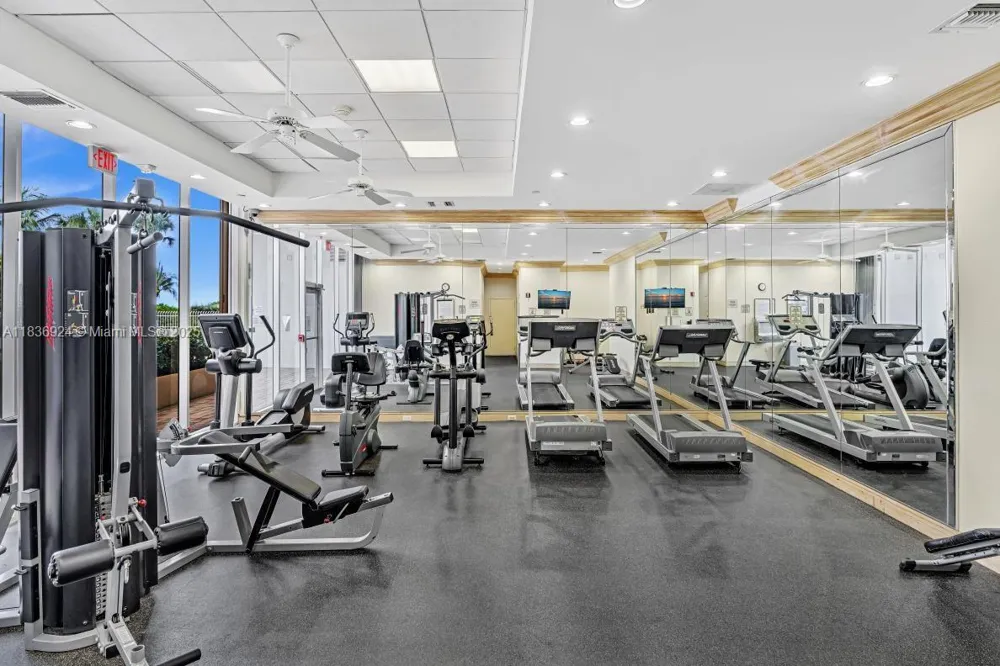 8855 E Collins Ave #2F Surfside, FL 33154