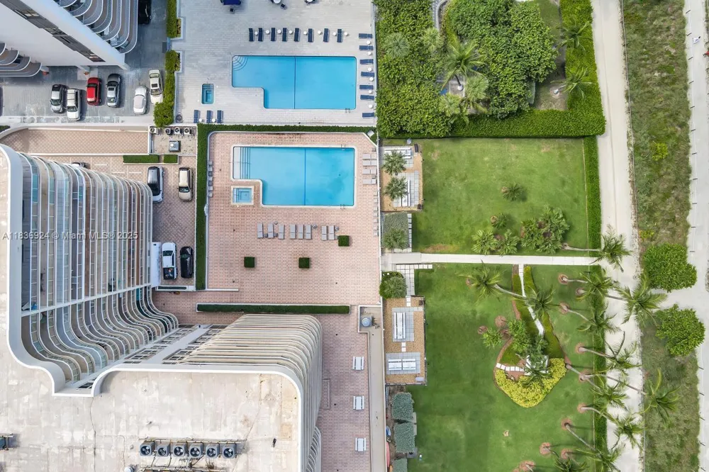 8855 E Collins Ave #2F Surfside, FL 33154