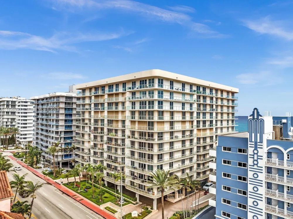 8855 E Collins Ave #2F Surfside, FL 33154