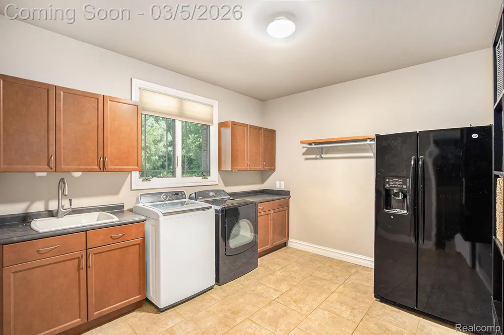8670 Country Manor Drive Bruce Township, MI 48065