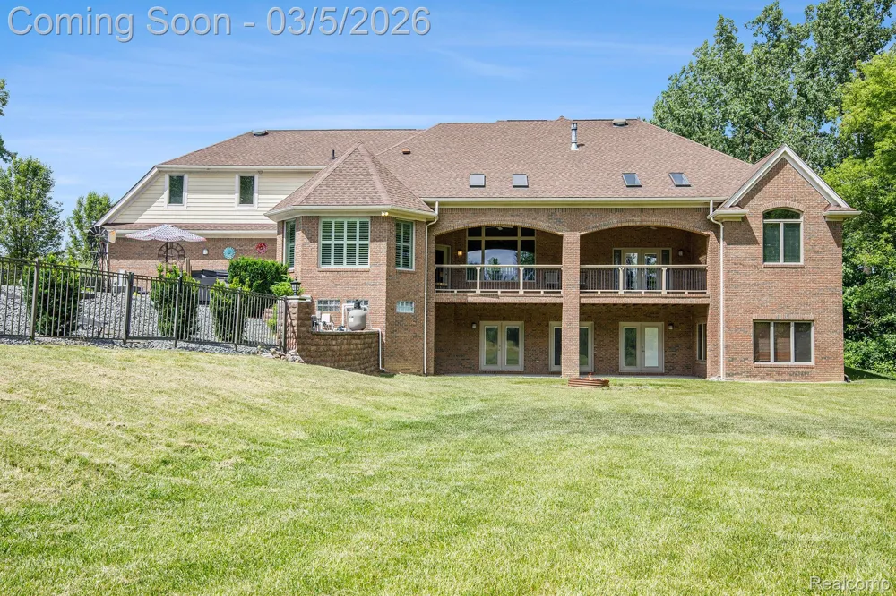 8670 Country Manor Drive Bruce Township, MI 48065