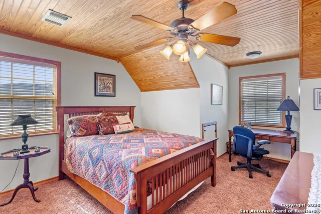 2925 county road 361 Utopia, TX 78884
