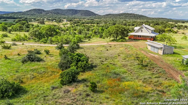  Utopia, TX 78884