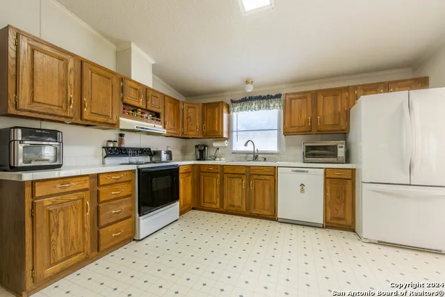 747 Cove Ranch Kempner, TX 76539