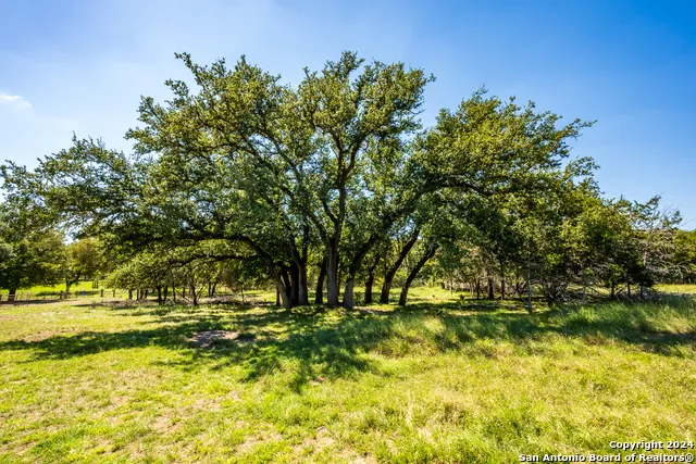 747 Cove Ranch Kempner, TX 76539