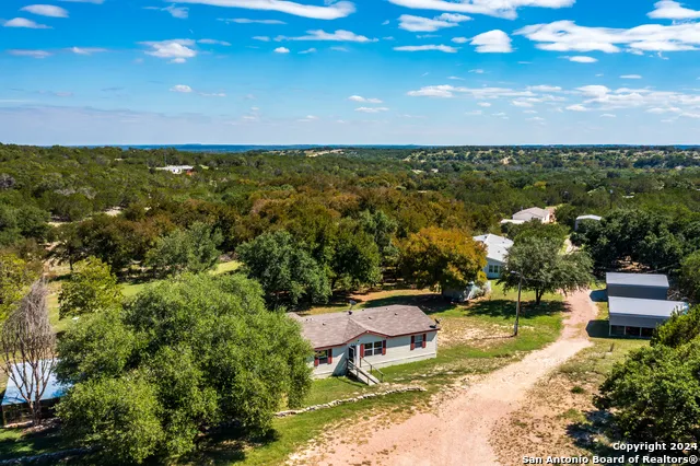 747 Cove Ranch Kempner, TX 76539