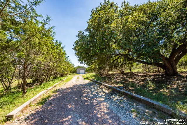 747 Cove Ranch Kempner, TX 76539
