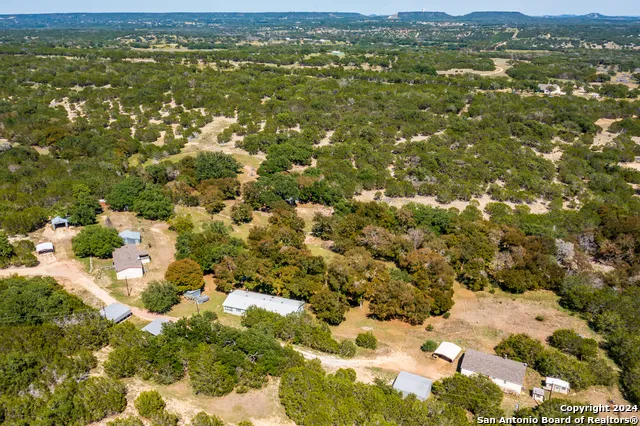 747 Cove Ranch Kempner, TX 76539