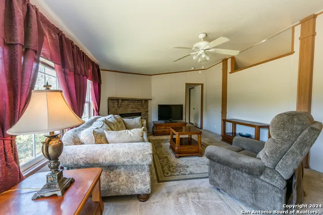 747 Cove Ranch Kempner, TX 76539