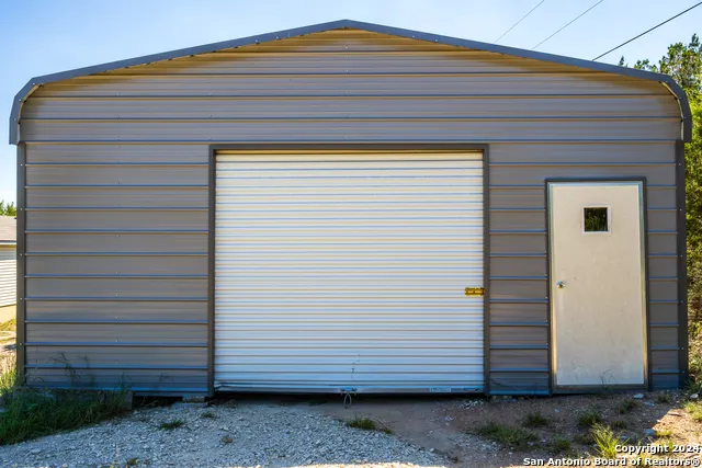 747 Cove Ranch Kempner, TX 76539