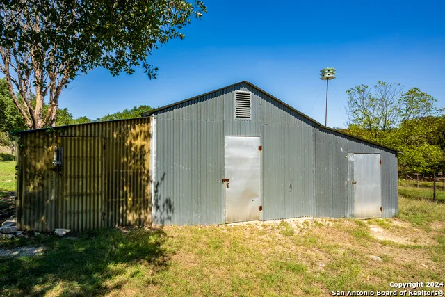 747 Cove Ranch Kempner, TX 76539