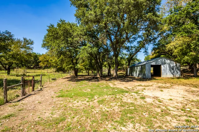 747 Cove Ranch Kempner, TX 76539