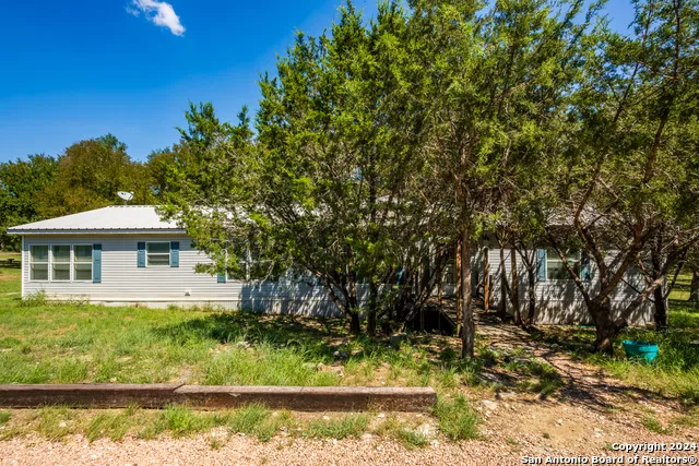 747 Cove Ranch Kempner, TX 76539