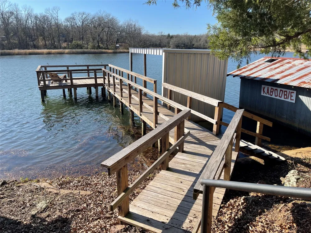 120 Private Road 365 Fairfield, TX 75840