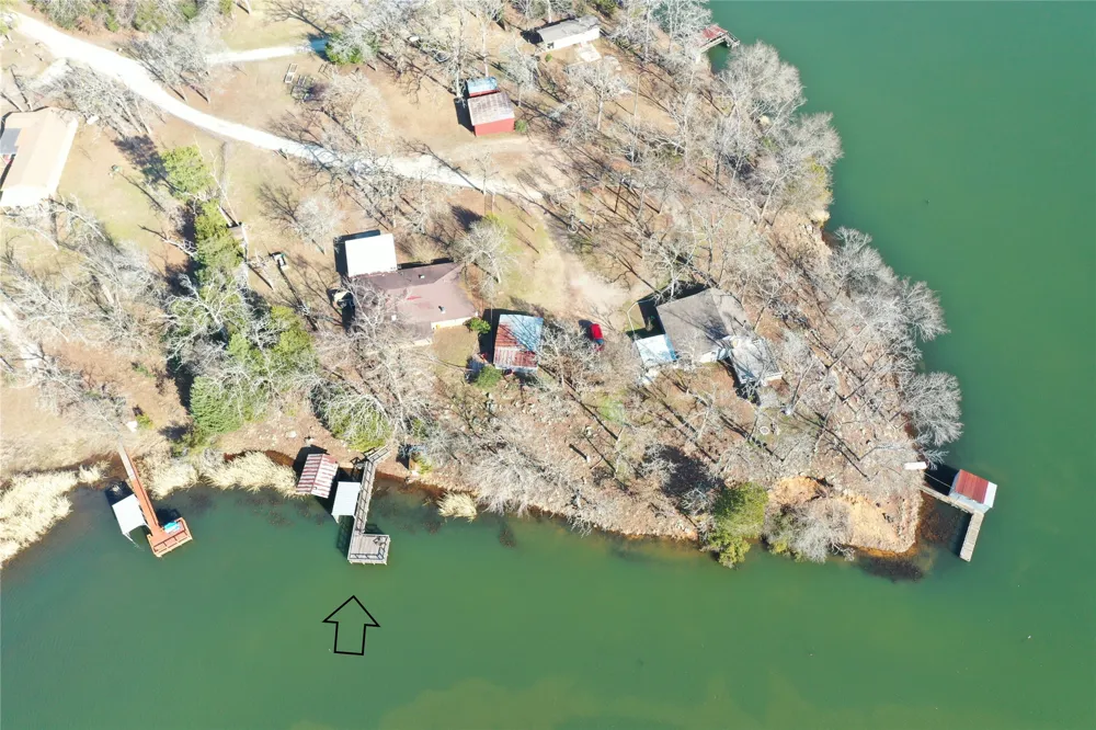 120 Private Road 365 Fairfield, TX 75840