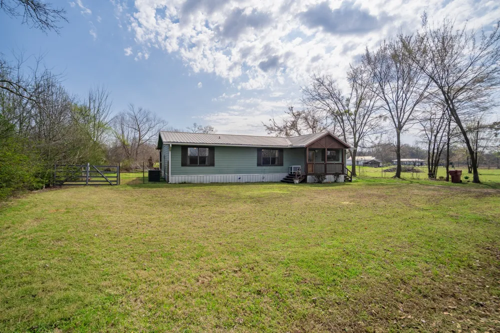 101 Taylor Street Como, TX 75431