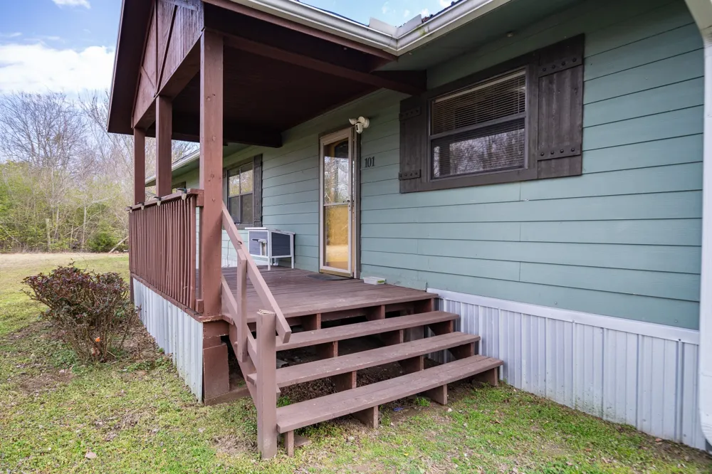 101 Taylor Street Como, TX 75431
