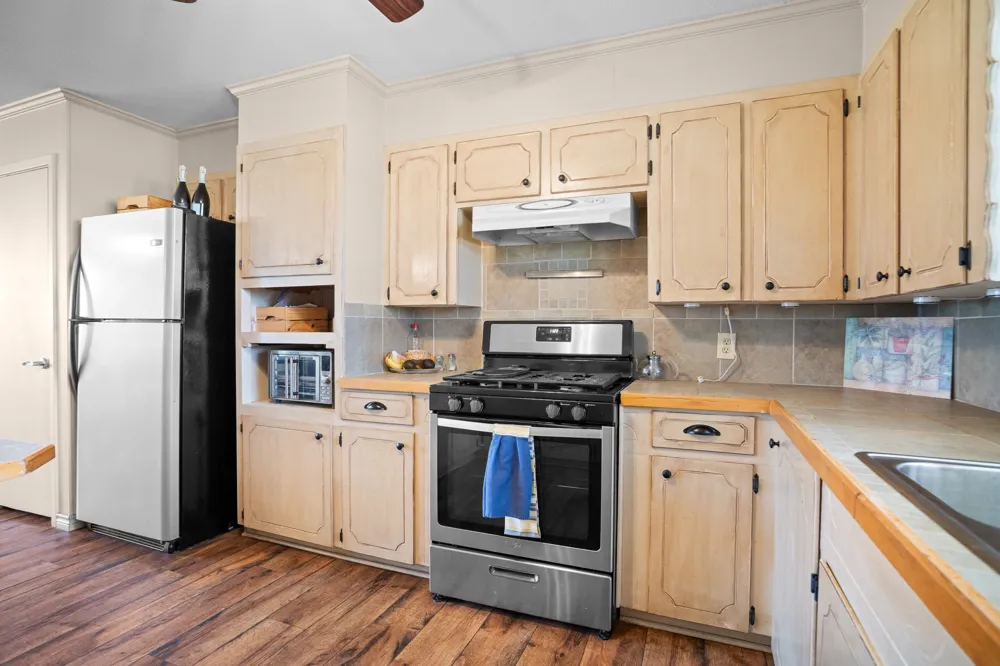 101 Taylor Street Como, TX 75431