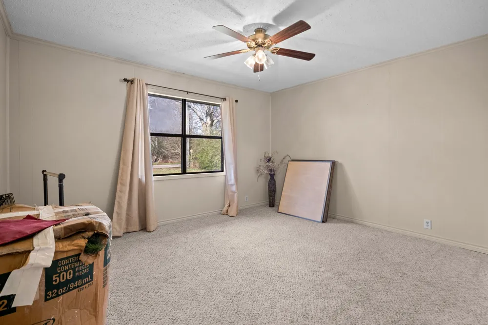 101 Taylor Street Como, TX 75431