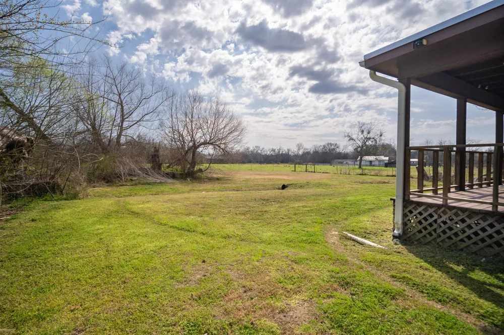 101 Taylor Street Como, TX 75431