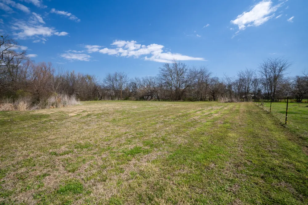 101 Taylor Street Como, TX 75431