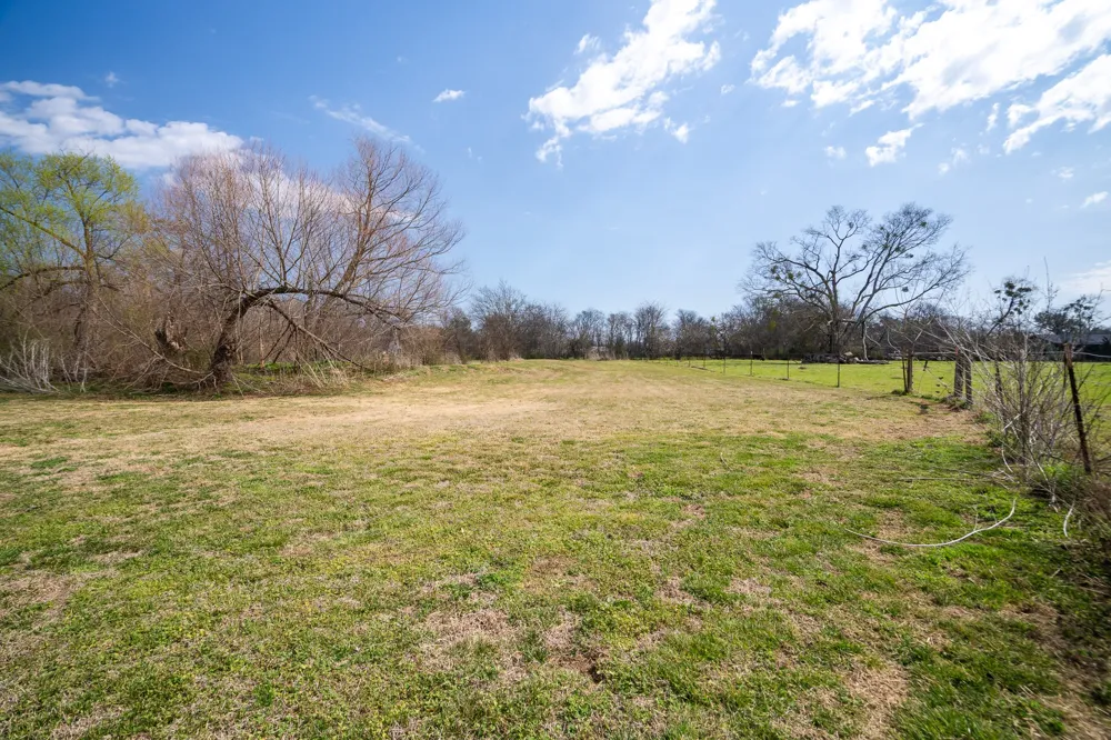 101 Taylor Street Como, TX 75431