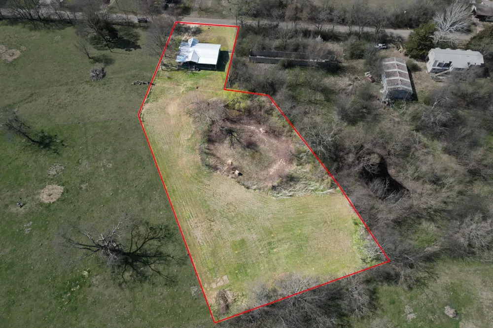 101 Taylor Street Como, TX 75431