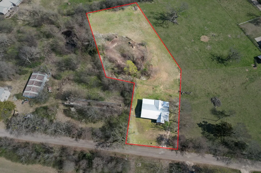 101 Taylor Street Como, TX 75431
