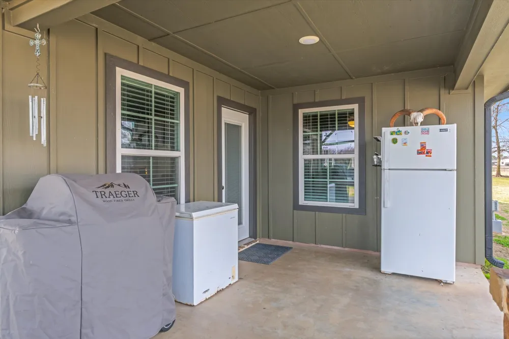 1052 VZ County Road 3208 Wills Point, TX 75169