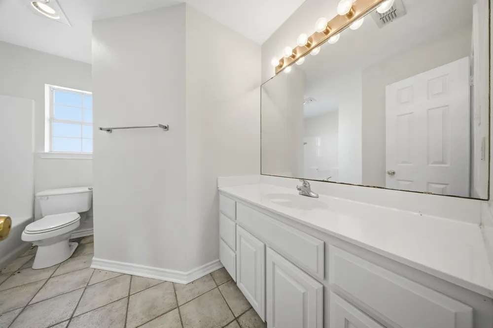1177 PLOVER Ponder, TX 76259