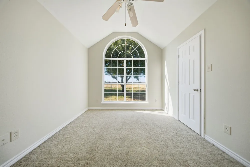 1177 PLOVER Ponder, TX 76259