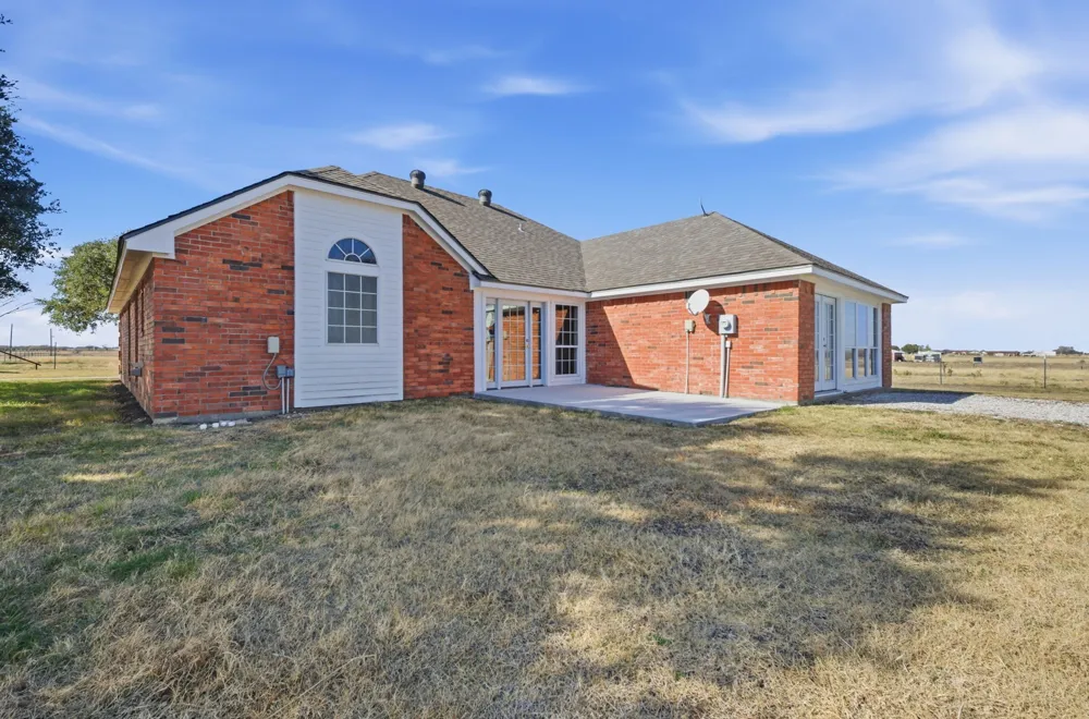 1177 PLOVER Ponder, TX 76259