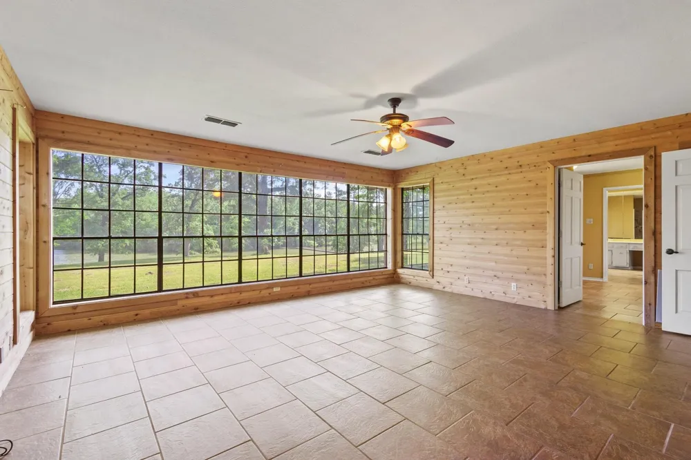 1203 County Road 3100 Clarksville, TX 75426