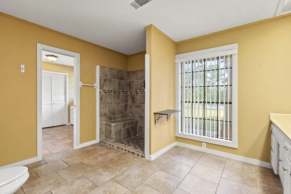 1203 County Road 3100 Clarksville, TX 75426