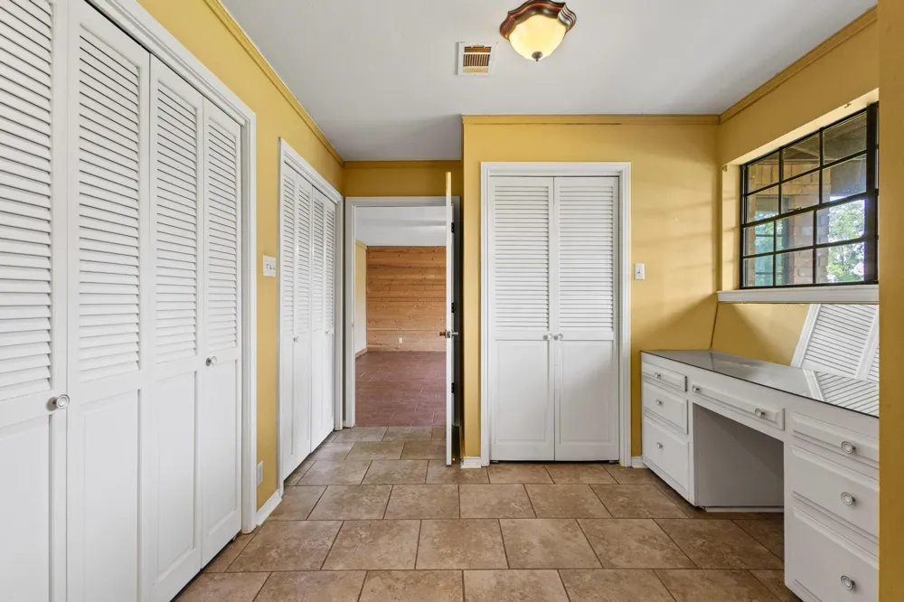 1203 County Road 3100 Clarksville, TX 75426