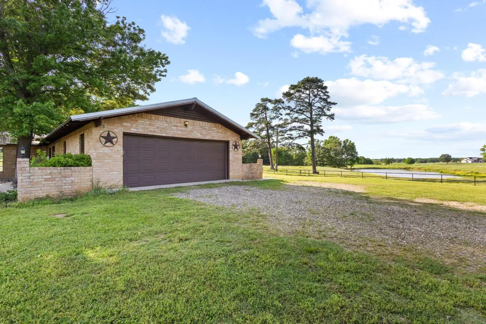 1203 County Road 3100 Clarksville, TX 75426