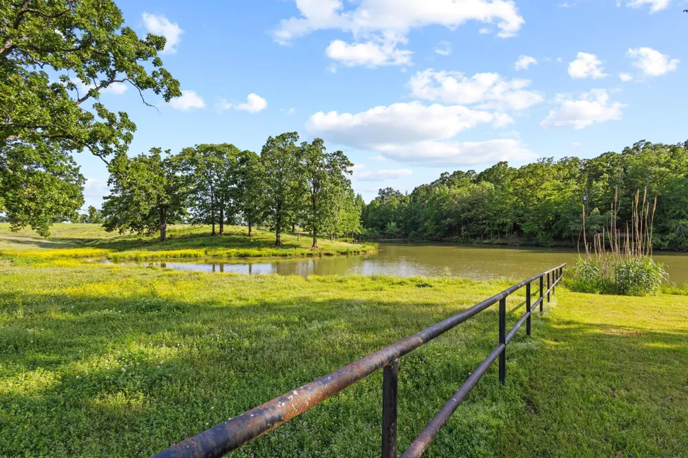 1203 County Road 3100 Clarksville, TX 75426