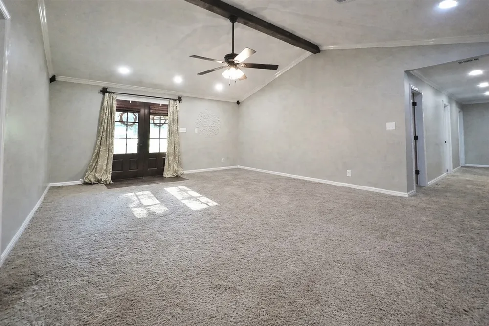 1083 Holmes Drive Jena, LA 71342