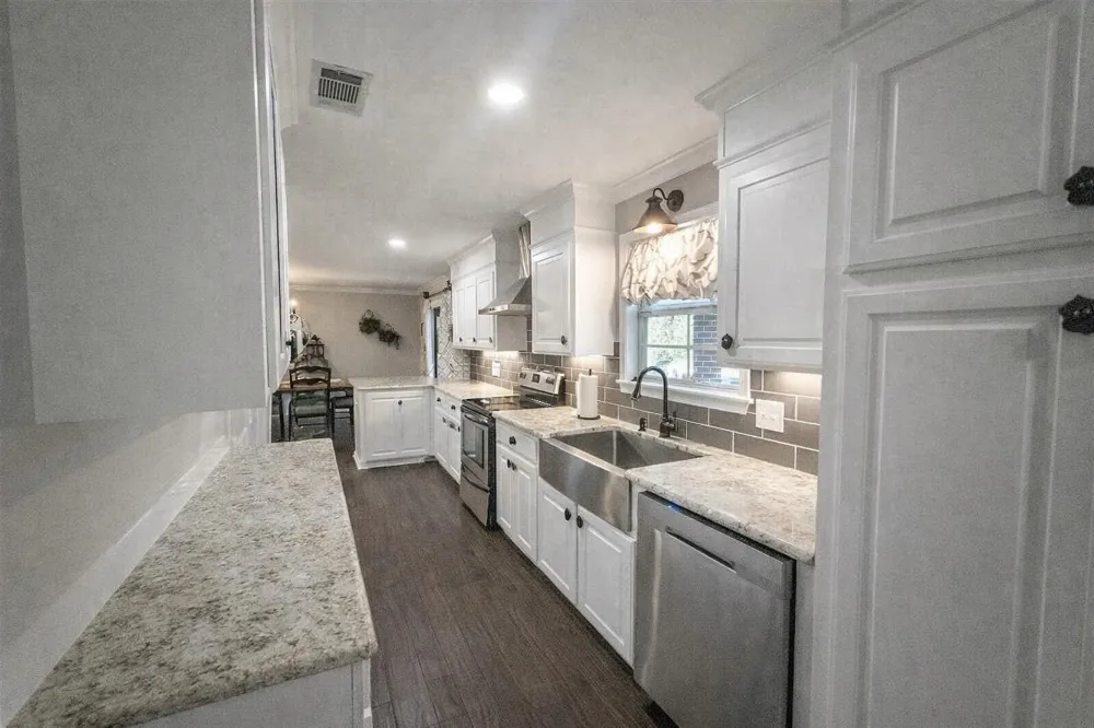 1083 Holmes Drive Jena, LA 71342