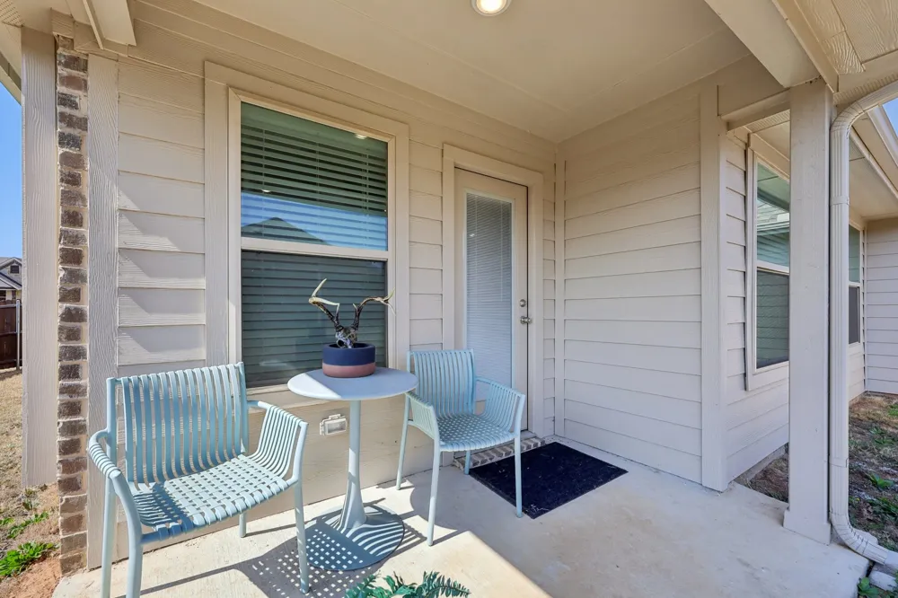 212 Magnolia Drive Azle, TX 76020