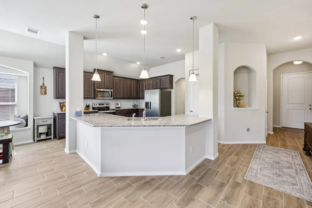 212 Magnolia Drive Azle, TX 76020