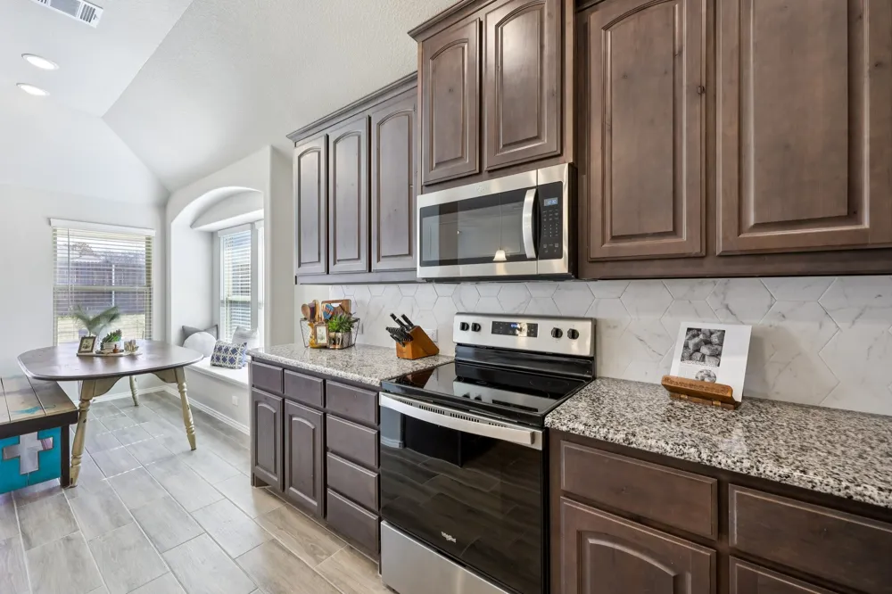 212 Magnolia Drive Azle, TX 76020
