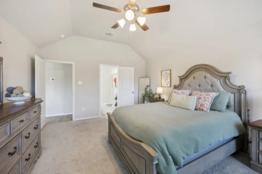 212 Magnolia Drive Azle, TX 76020