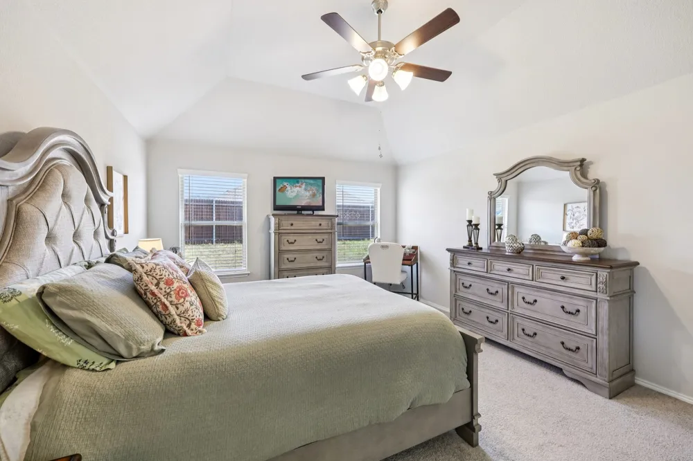 212 Magnolia Drive Azle, TX 76020