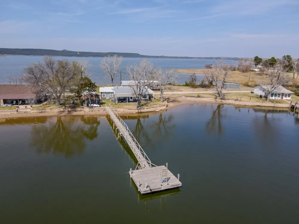 1203 McGinnis Point Graford, TX 76449