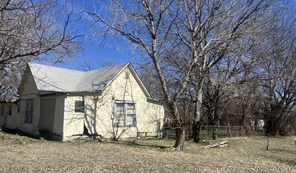 501 Houston Street De Leon, TX 76444