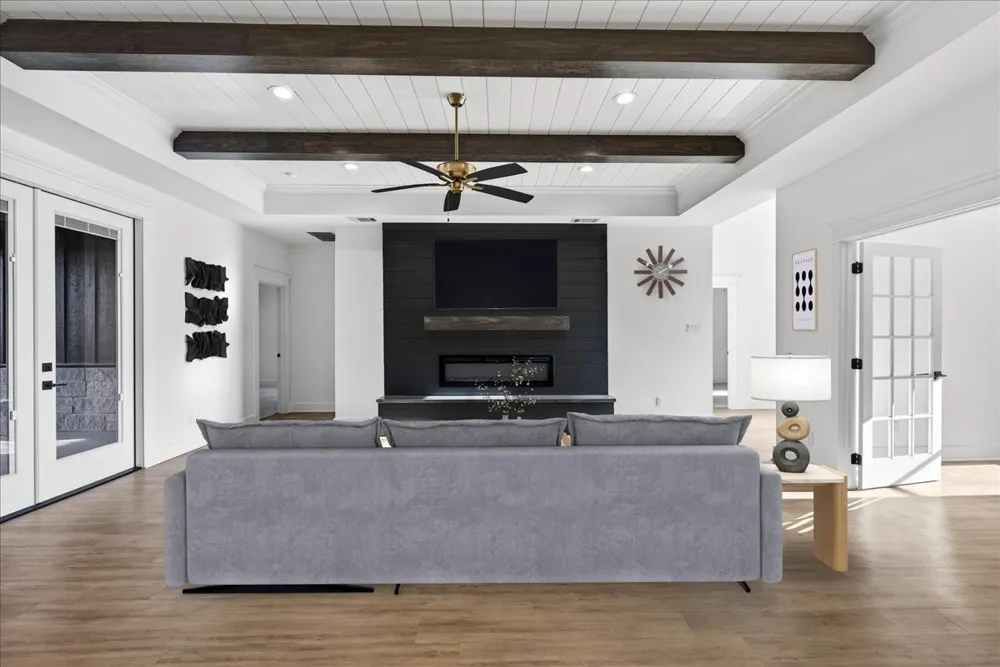 114 Castlewood Road Enchanted Oaks, TX 75156