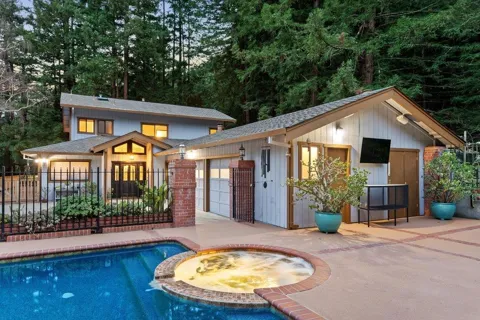 350 Aurora Road