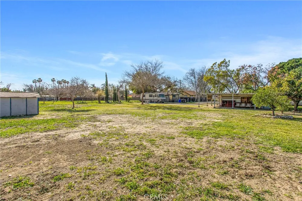 193 Maple Avenue Fontana, CA 92335